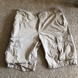 Gap Khaki shorts
